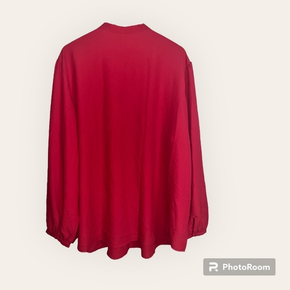 Red Signature Collection Blouse - Picture 2 of 5